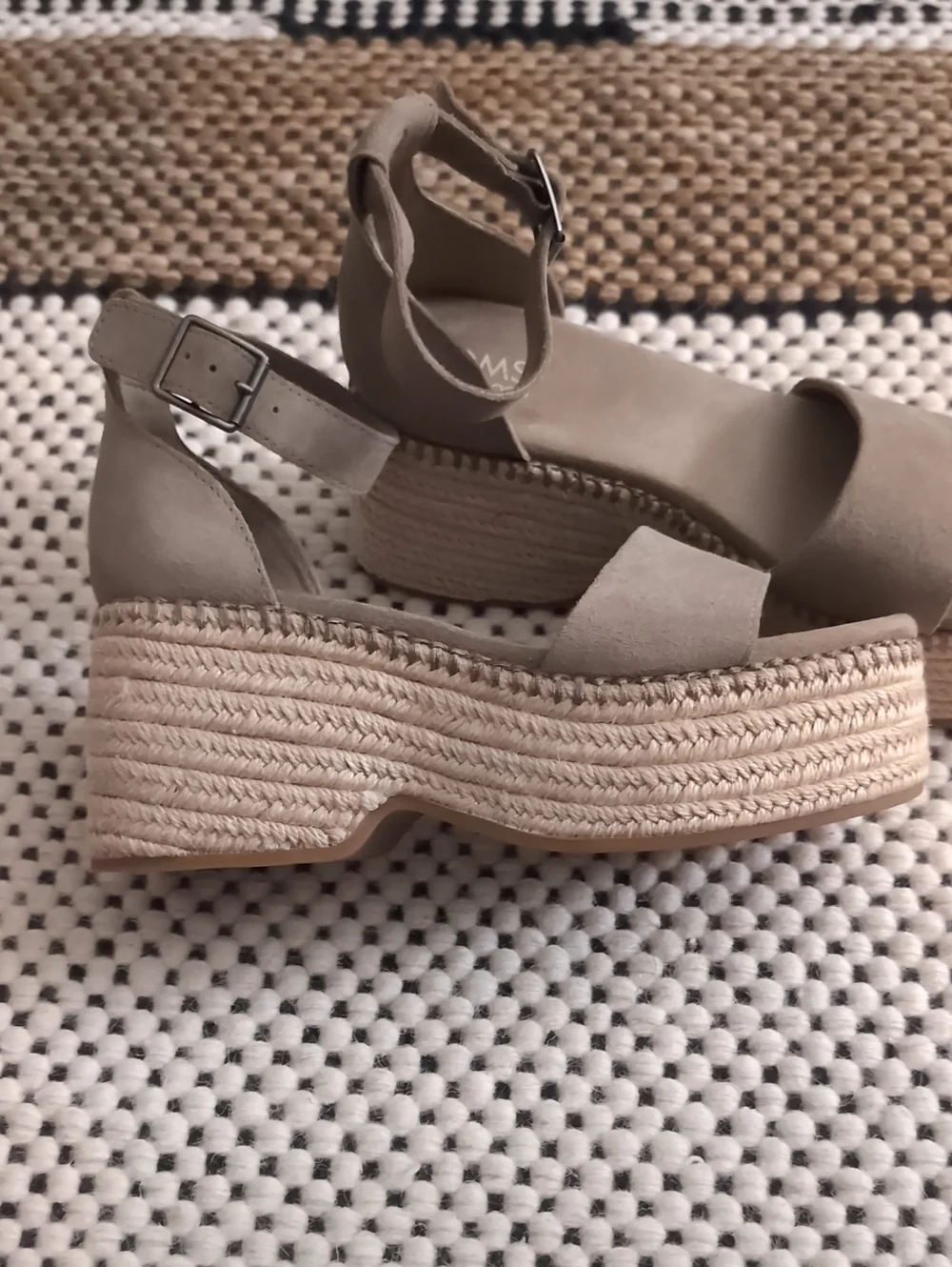 Toms Laila Wedge New Without Tags Size 7.5